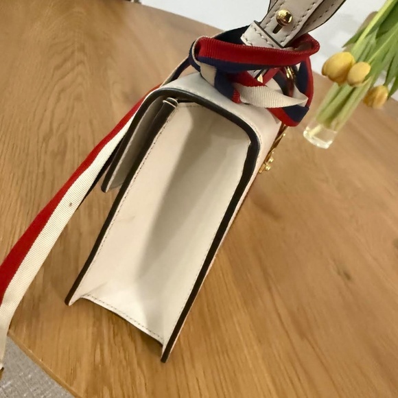 Gucci Handbag - Picture 4 of 6